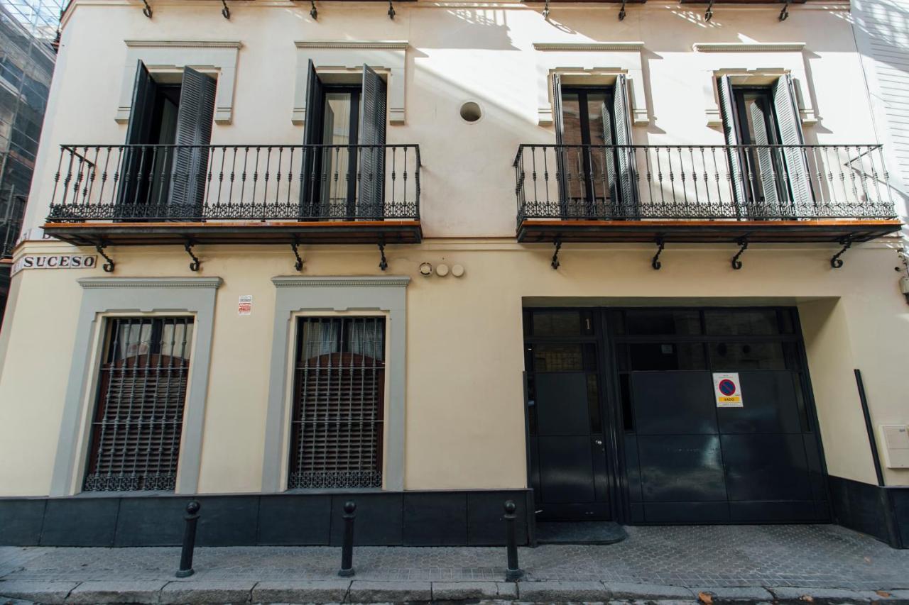 Plaza del Buen Suceso ( Wifi, terraza, Parking ) Apartamento *